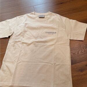Fear of God Essentials Crewneck Tee size small
